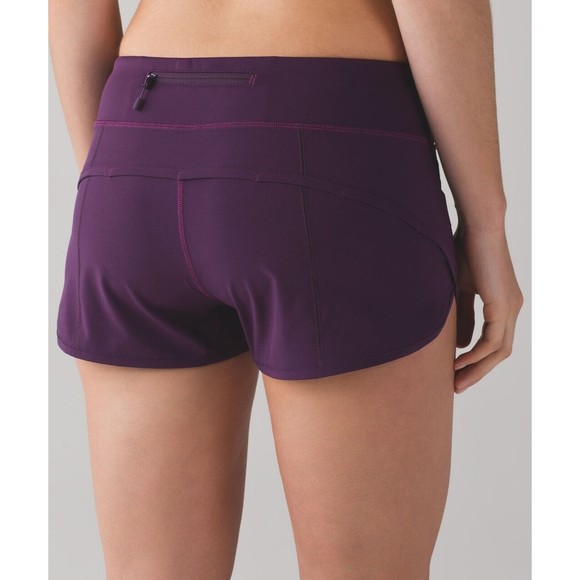 lululemon athletica Pants - LULULEMON Size 6 Speed Short (4-way Stretch 2.5") Darkest Magenta